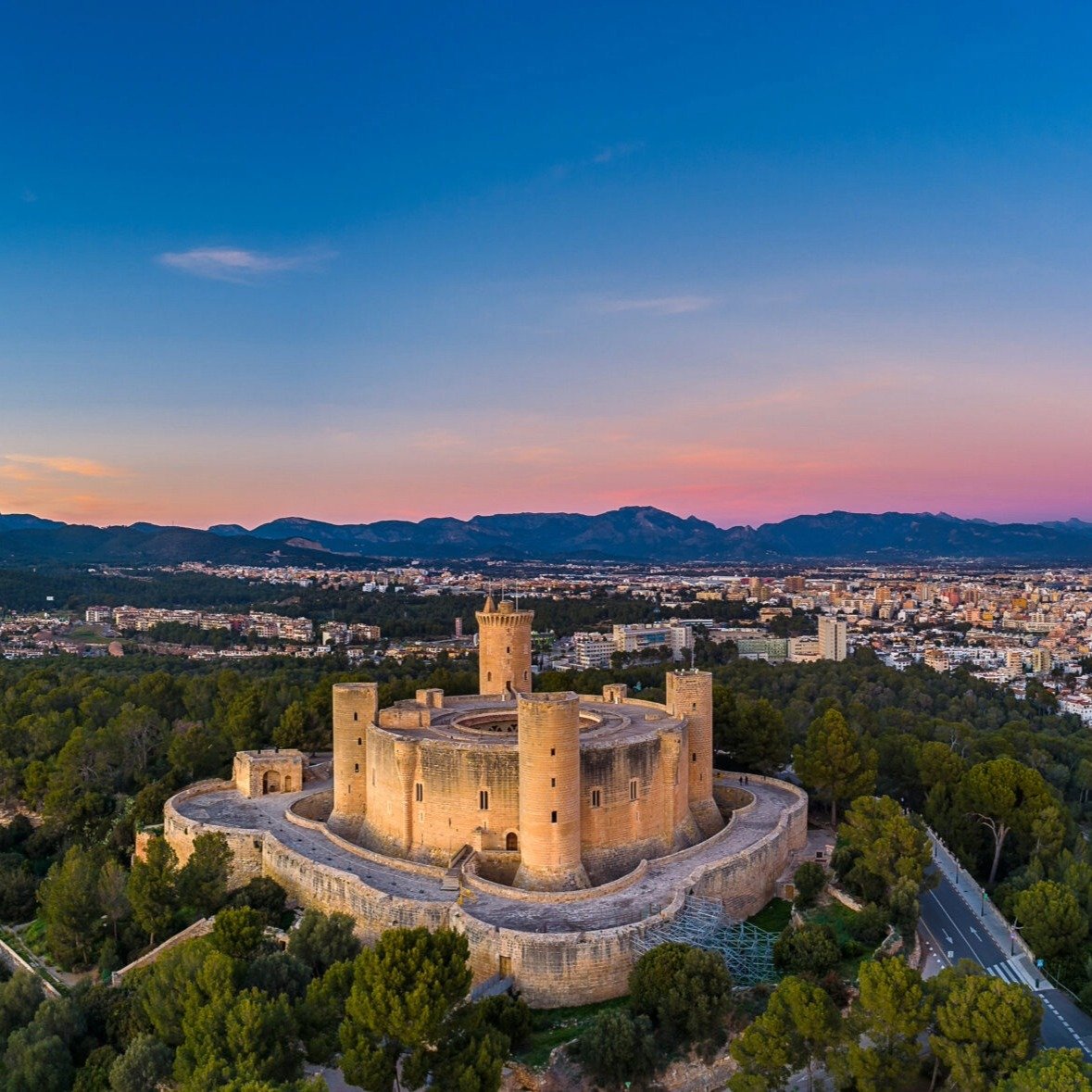 Transfer a Castillo de Bellver